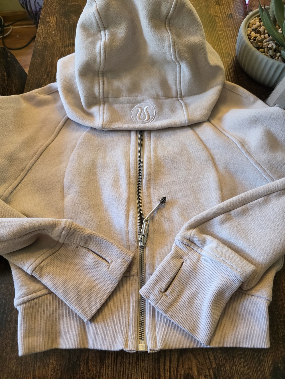 LULULEMON Ladies Crop Hoodie Jacket with Thumbholes size S